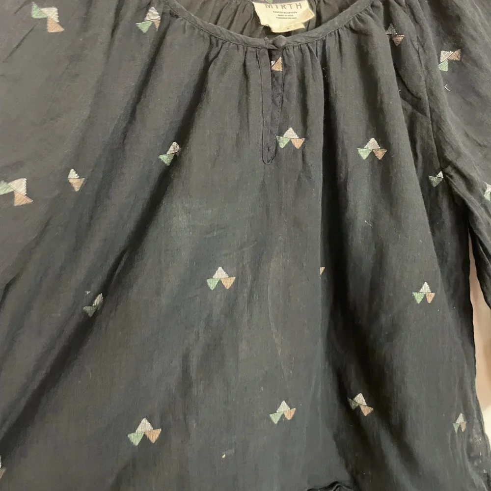 MIRTH brand blouse size small - Picture 3 of 6